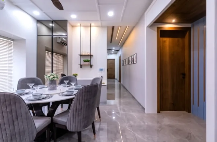 Dining area adjoining the living room